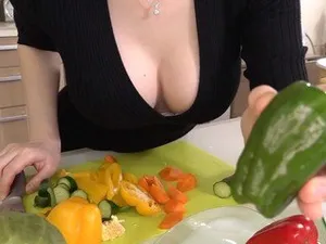 Đụ lỗ đít của cô ta và để cô ta cưỡi con cặc đen to của tôi